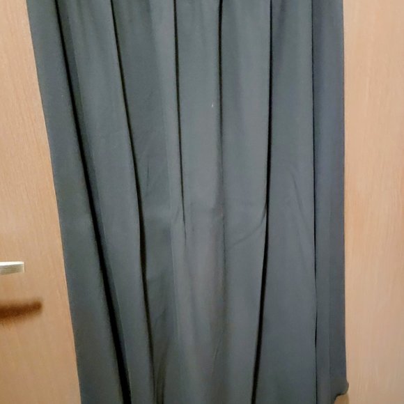 Elegant Black Sheer Overlay Pants - Picture 4 of 5